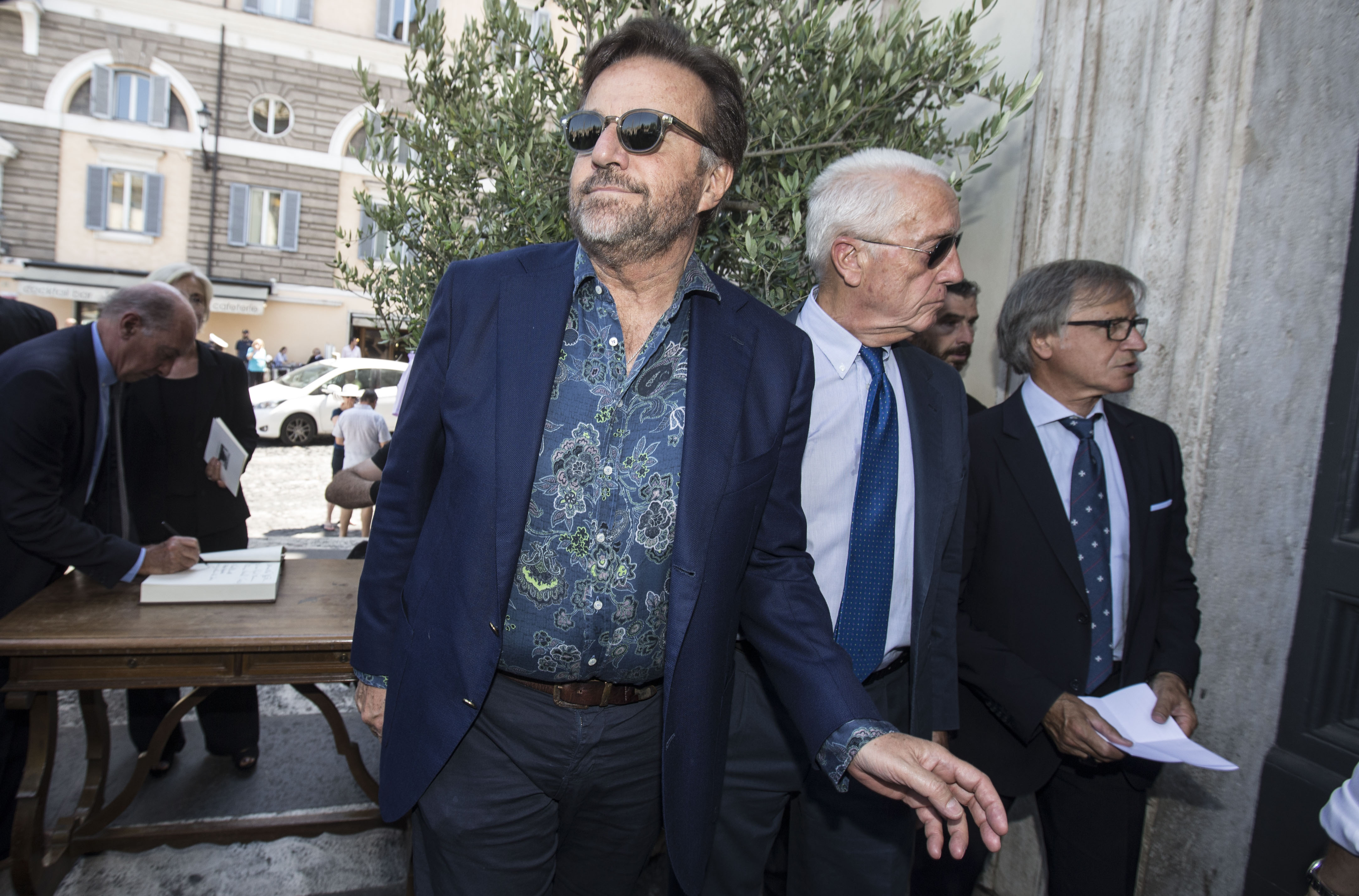 Christian De Sica contro la violenza nei film: ecco cosa ha detto