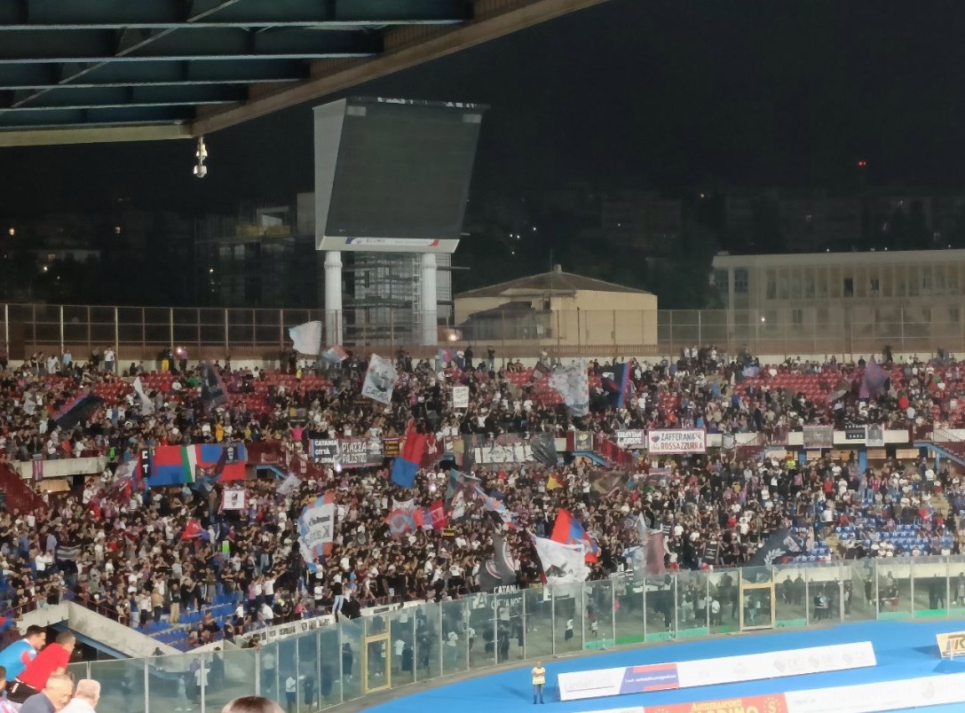 Il Catania elimina il Messina e avanza in Coppa. Le pagelle: gioia Sarao, prima volta Bocic