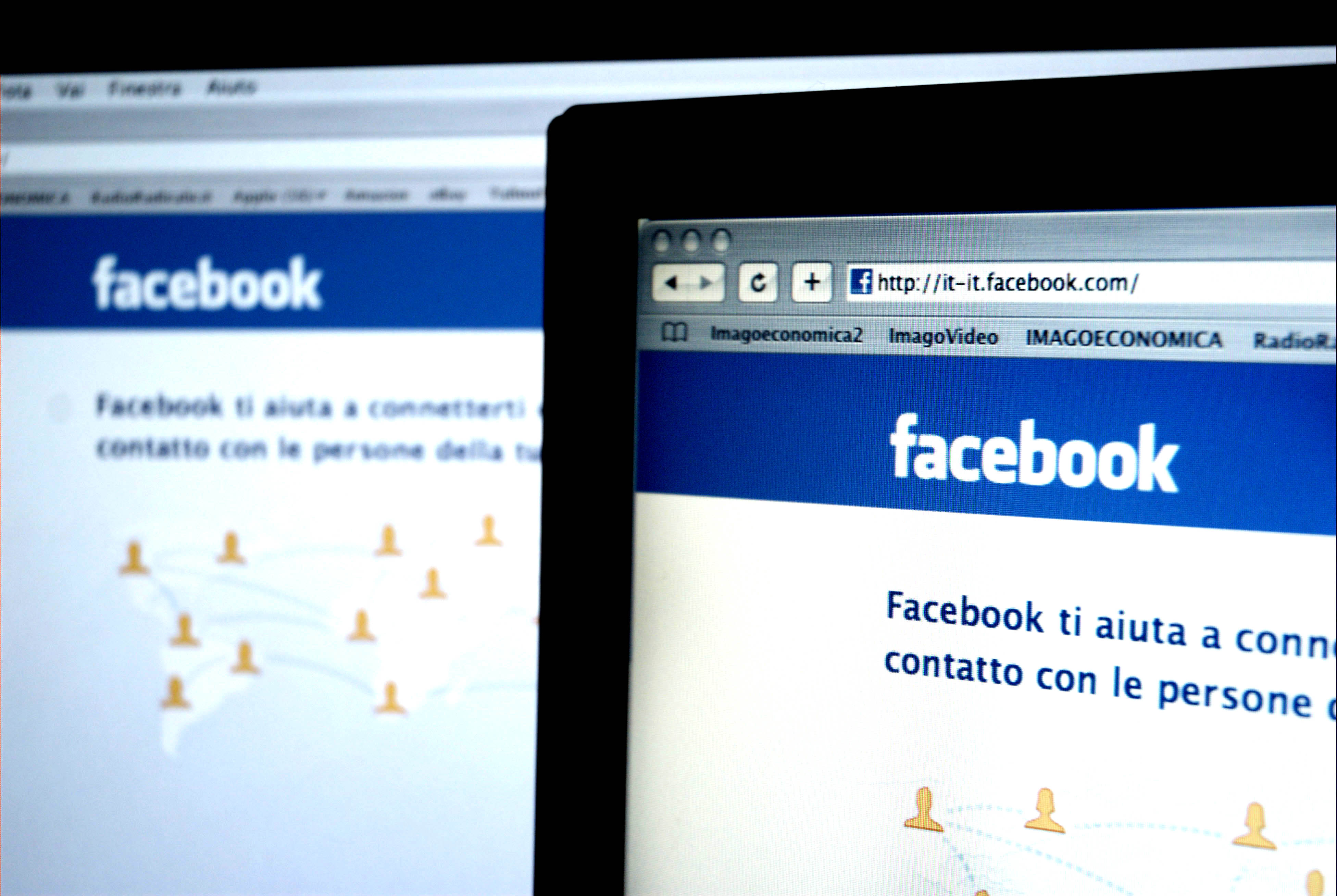 Facebook e Instagram, subito a pagamento: quanto costa abbonamento web e smartphone