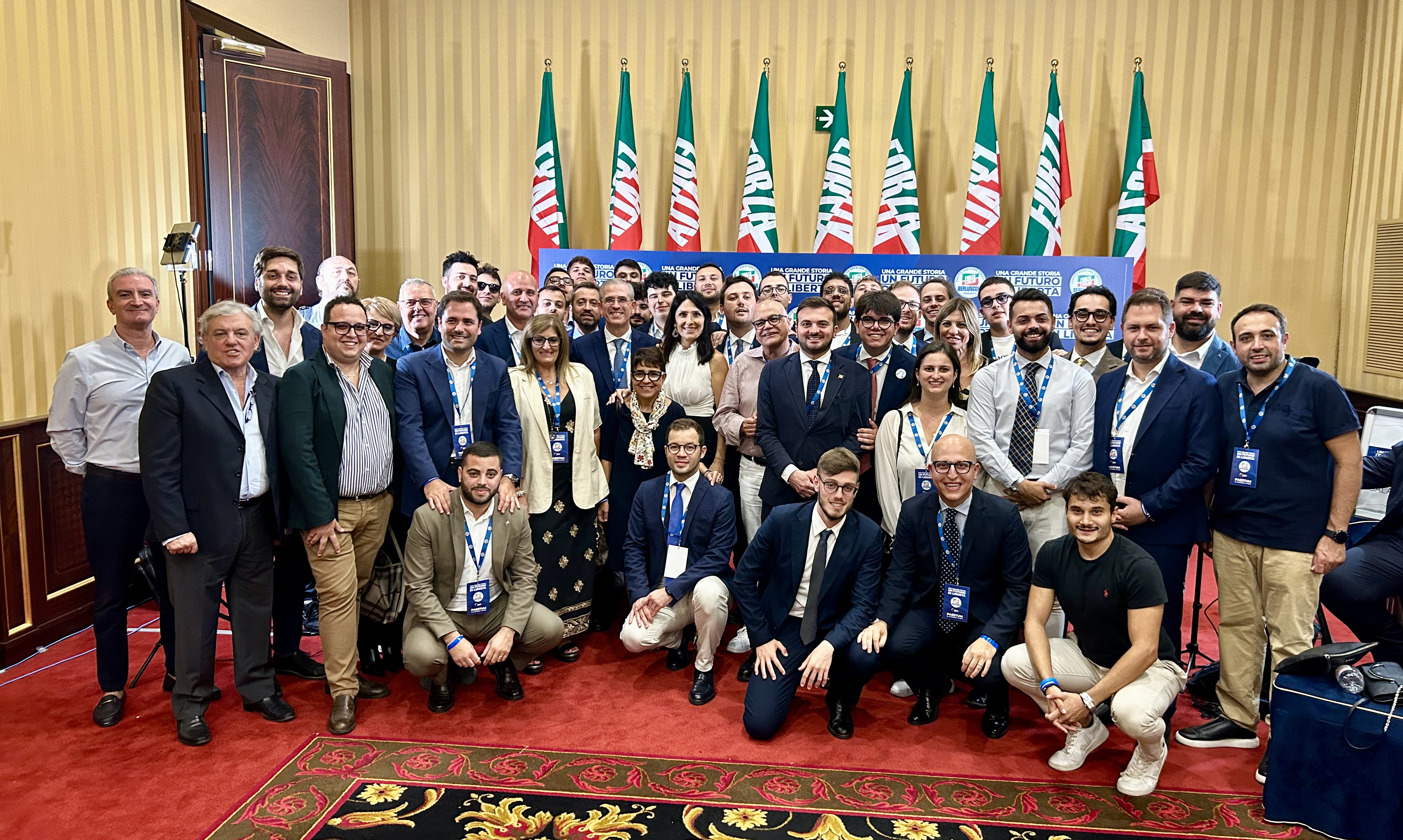 Galleria foto 'FI, Falcone: “Partito vivo, prossima convention azzurra a Taormina”' - foto 1