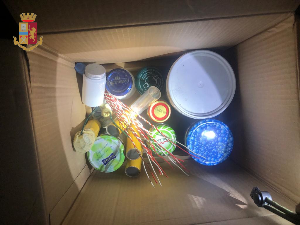 Ordigni esplosivi e droga a Picanello - Catania, arresto - ps