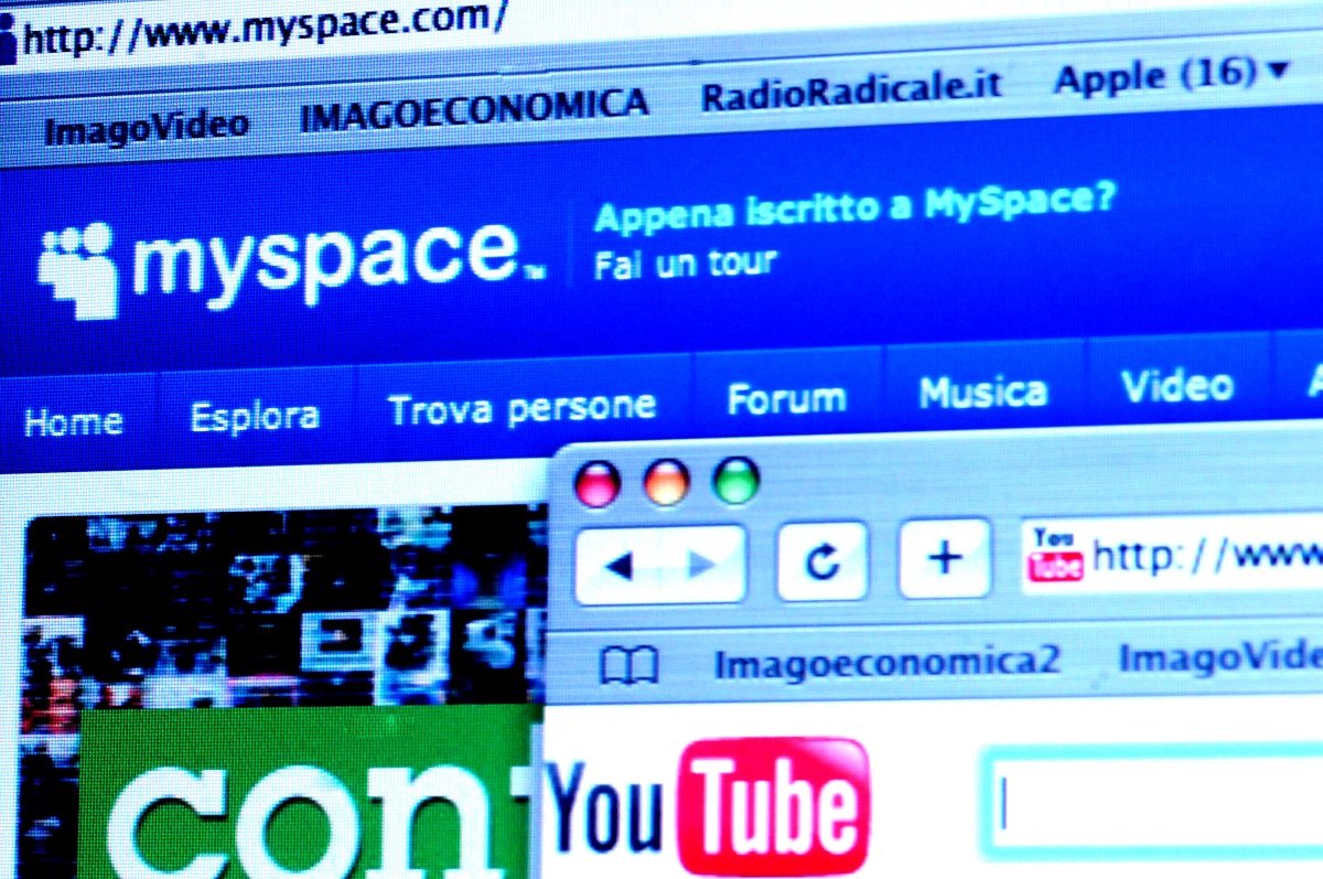 Youtuber siciliano arrestato: è accusato di violenza sessuale e stalking a 13enne