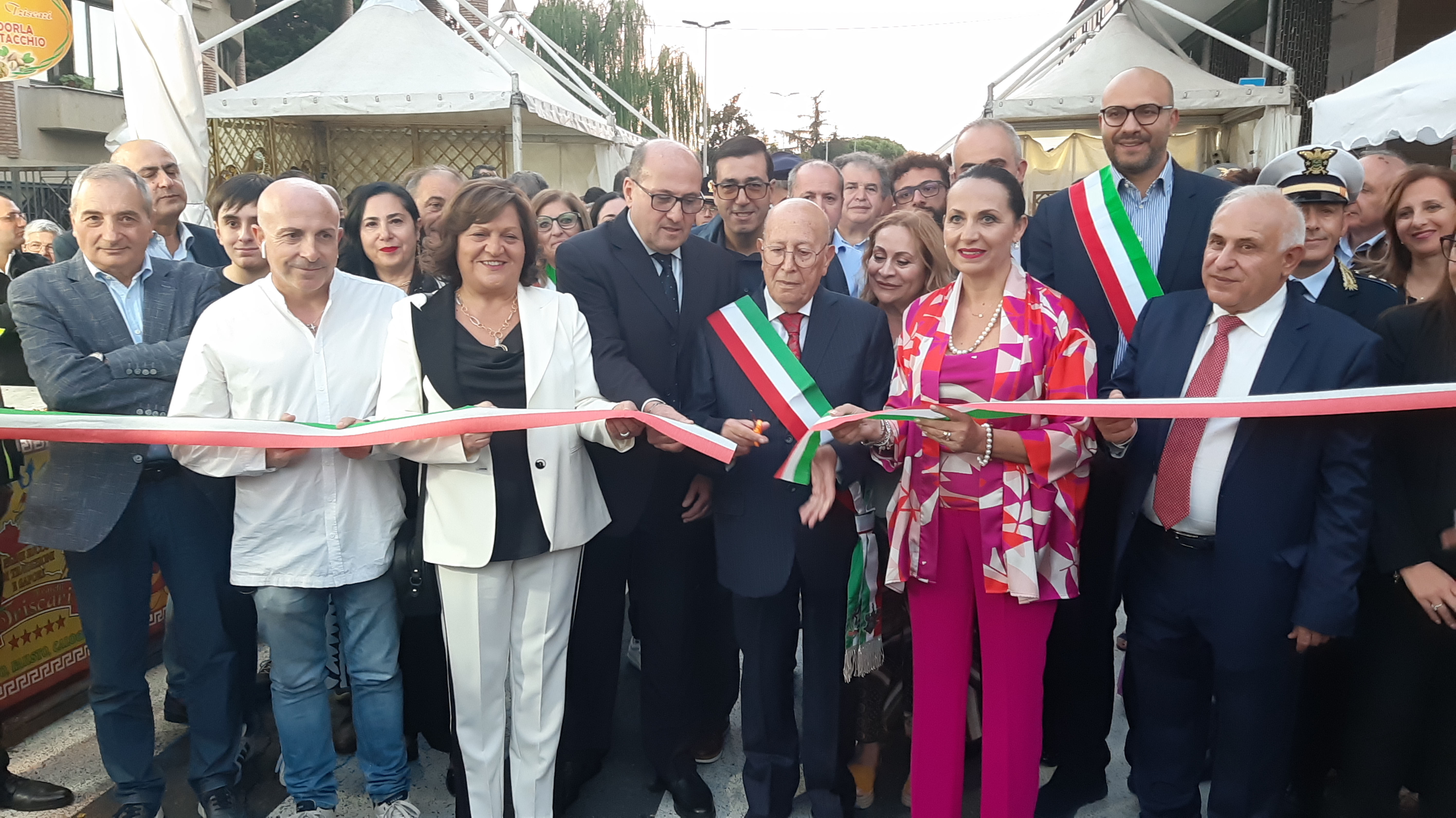 Bronte, inaugurata la 32a Sagra del Pistacchio