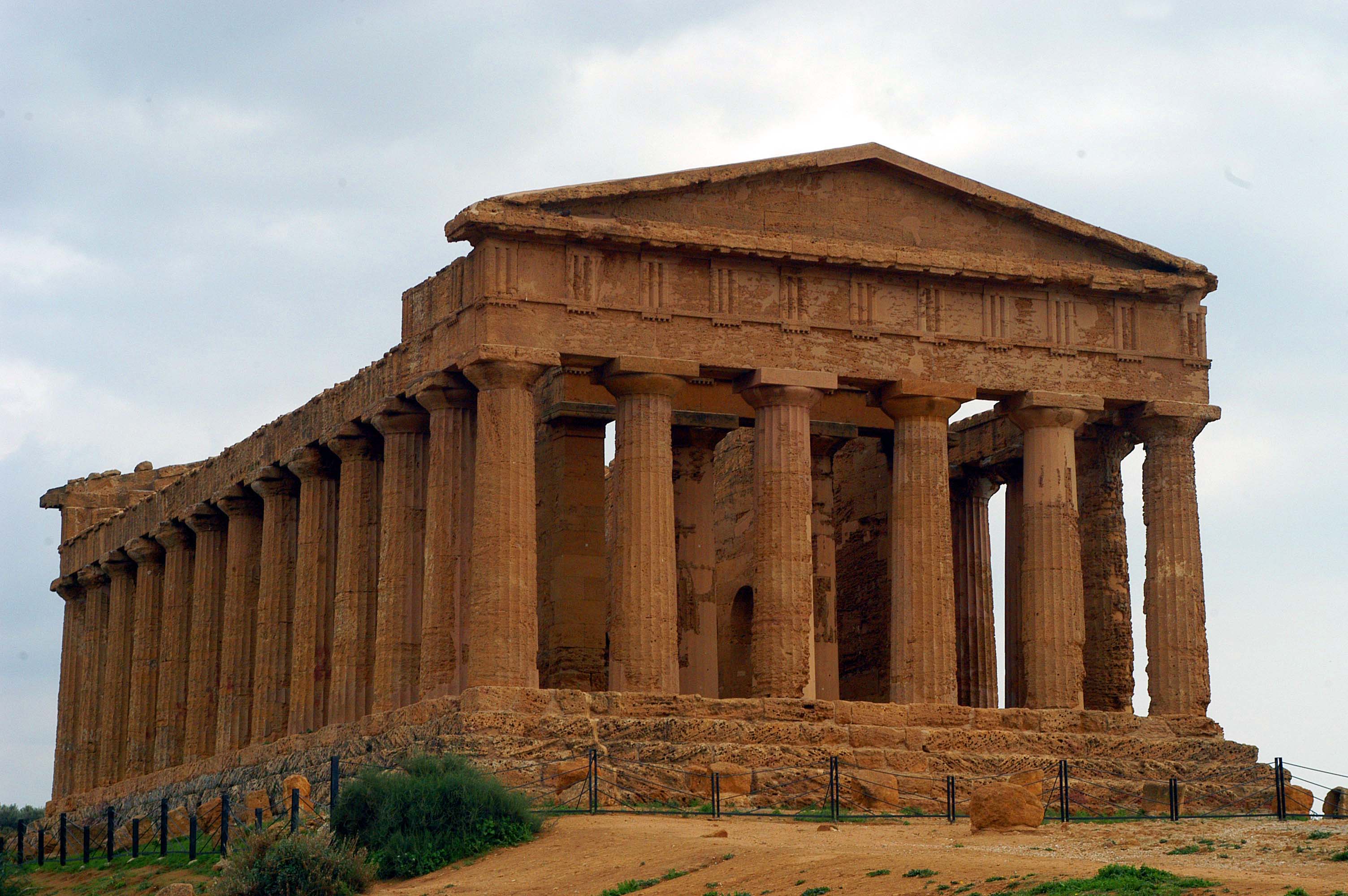 Accessibilità aeroportuale, da Agrigento a Messina: la dura vita dei passeggeri in Sicilia