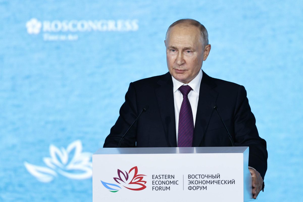 Putin all’Occidente: “Se vuoi la pace, preparati alla guerra”
