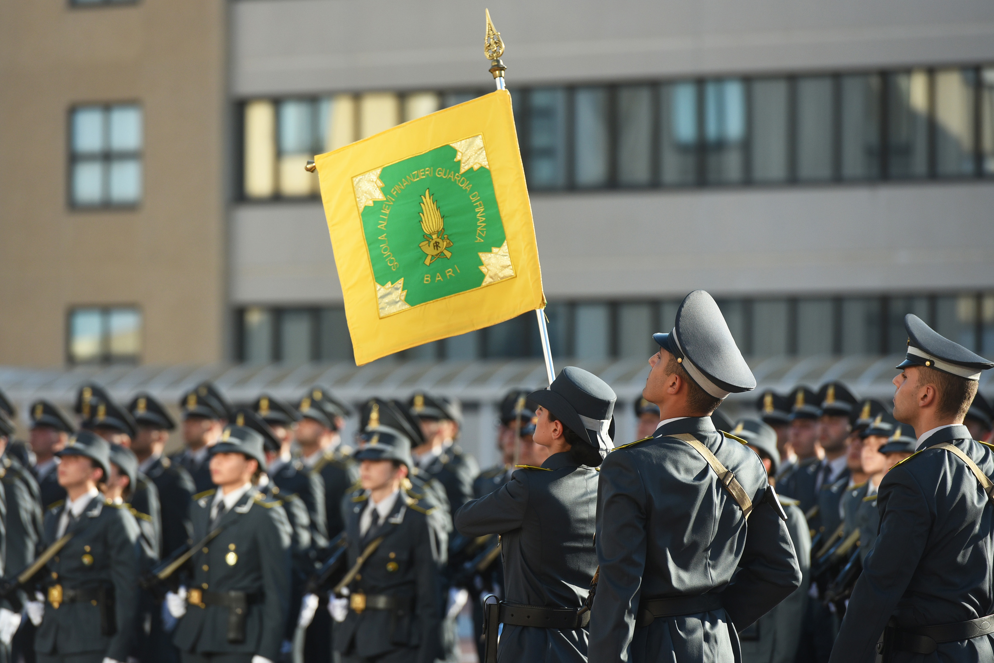 Guardia di finanza, concorso per 1673 allievi finanzieri: ecco il bando e i requisiti Guardia di finanza, concorso per 1673 allievi finanzieri: ecco il bando e i requisiti