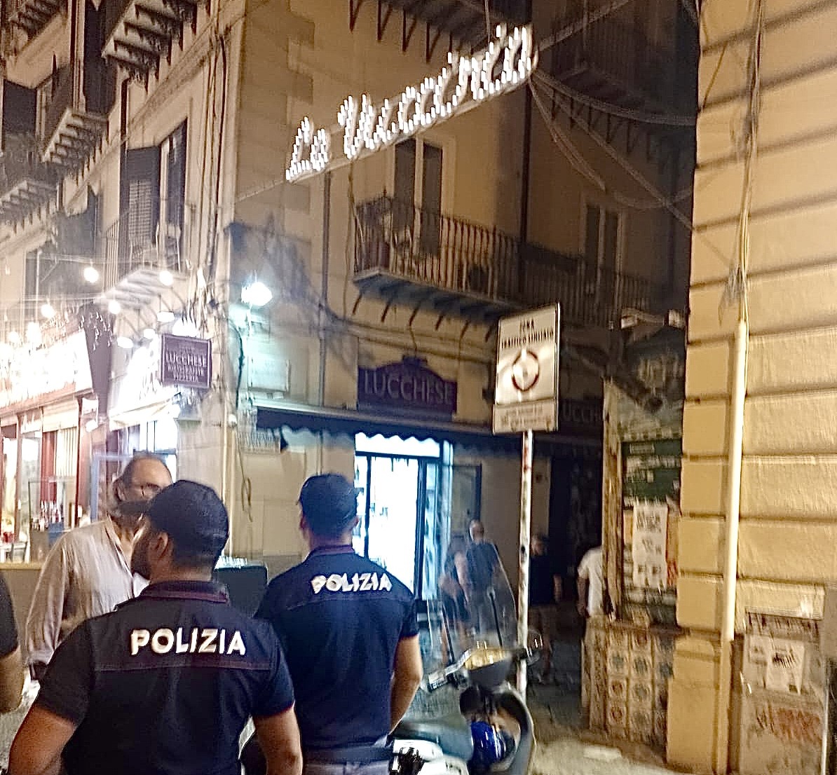 A Palermo è violenza senza fine e fuori controllo: due turisti massacrati alla Vucciria