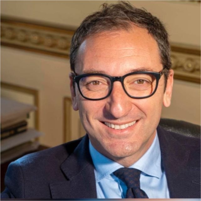 Troppi banchi vuoti, tre scuole a Catania verso l’accorpamento