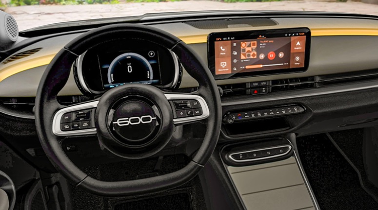 Fiat 600 in versione 100% elettrica e full hybrid