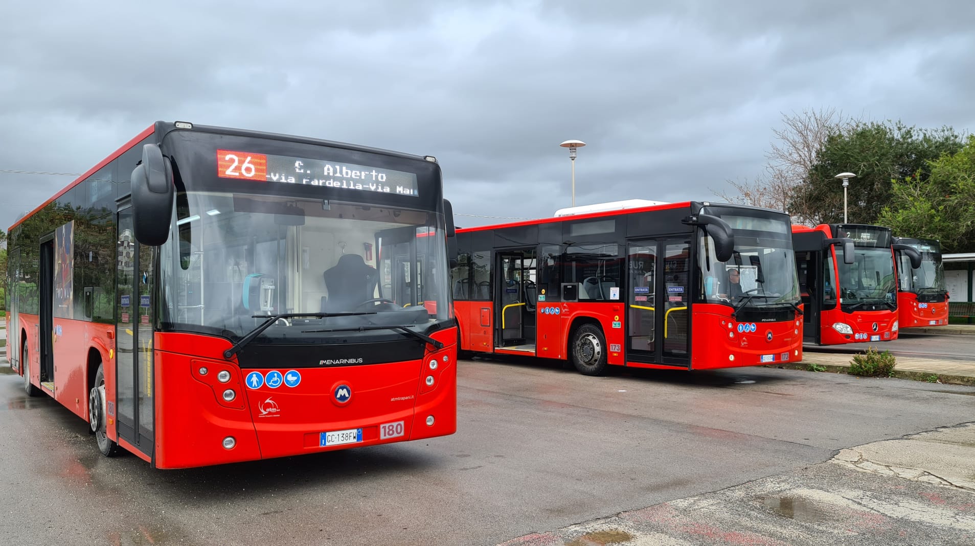Catania, sassaiola e paura su un bus a Monte Po: nessun ferito. Scattano le indagini