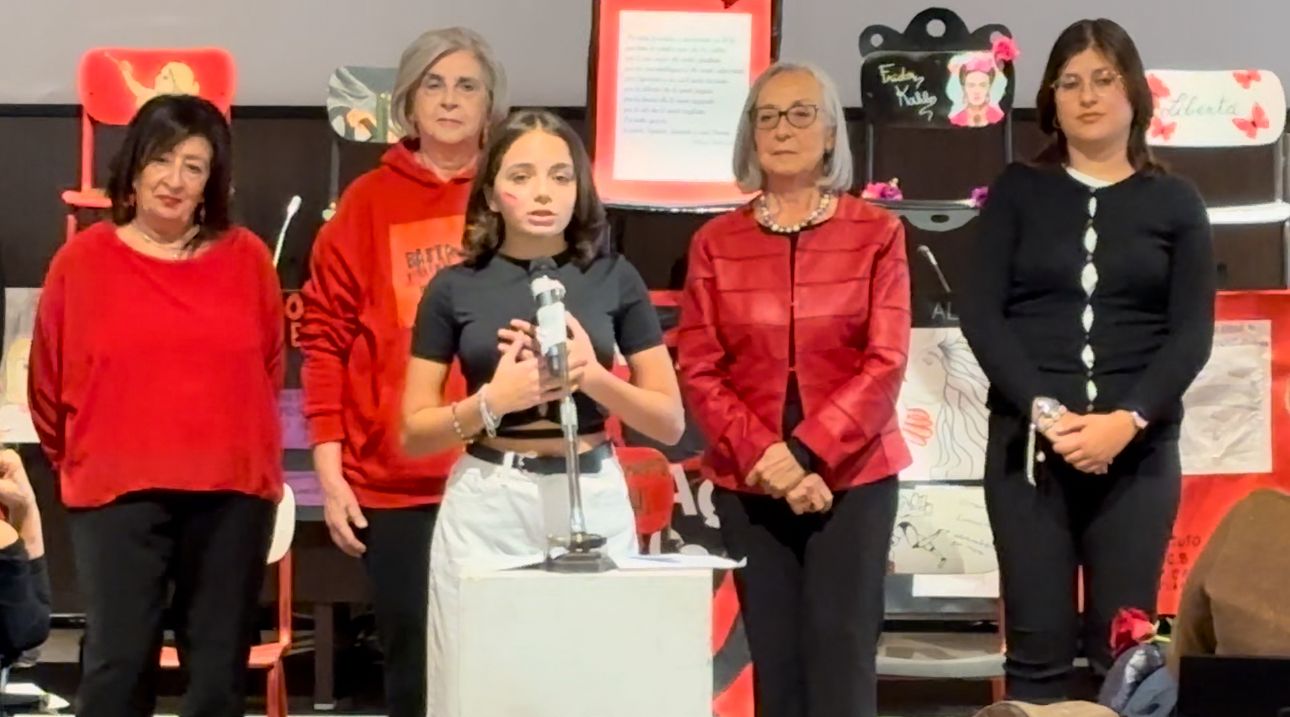 “Alzati e reagisci”: a Palazzo della Cultura piccoli e grandi dicono no alla violenza sulle donne