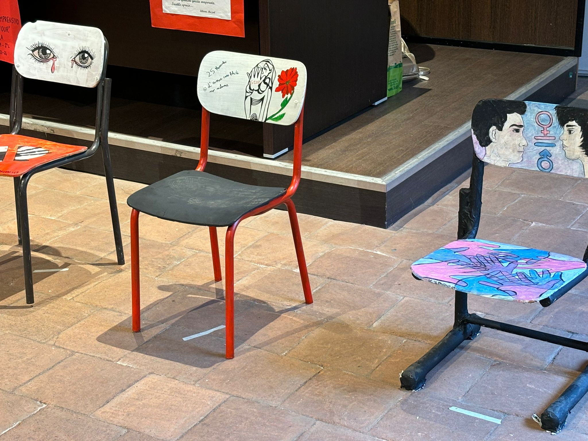 “Alzati e reagisci”: a Palazzo della Cultura piccoli e grandi dicono no alla violenza sulle donne