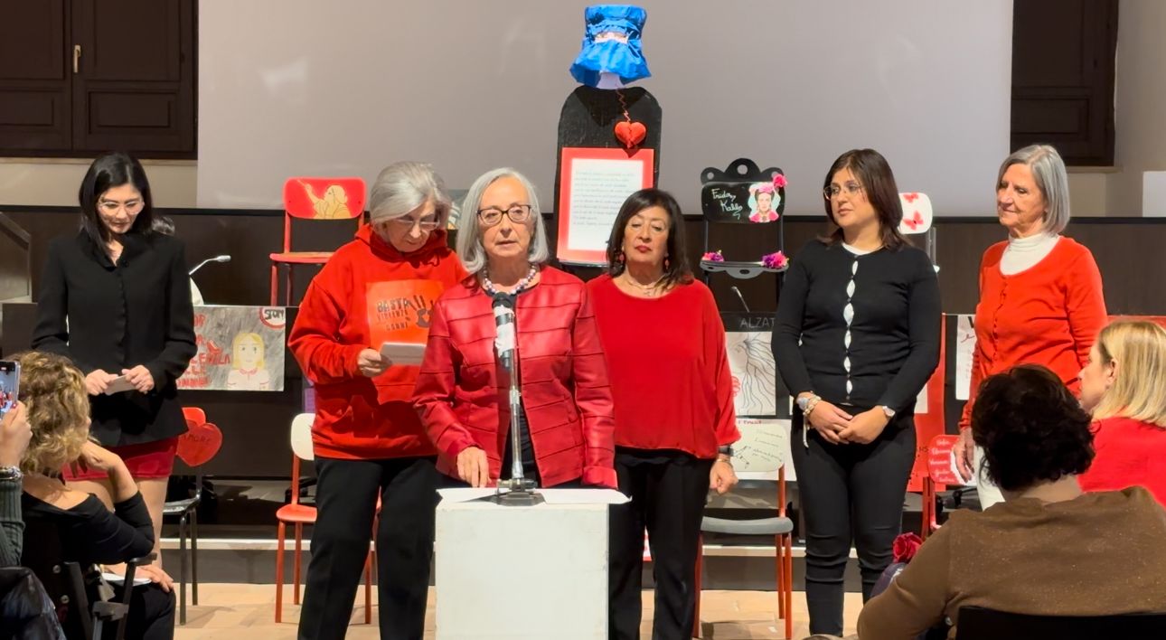 “Alzati e reagisci”: a Palazzo della Cultura piccoli e grandi dicono no alla violenza sulle donne