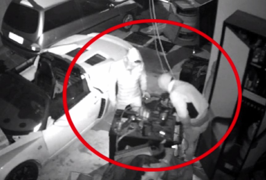 NOMI e VIDEO | Serie di furti e danneggiamenti di beni culturali, due arresti nel Catanese