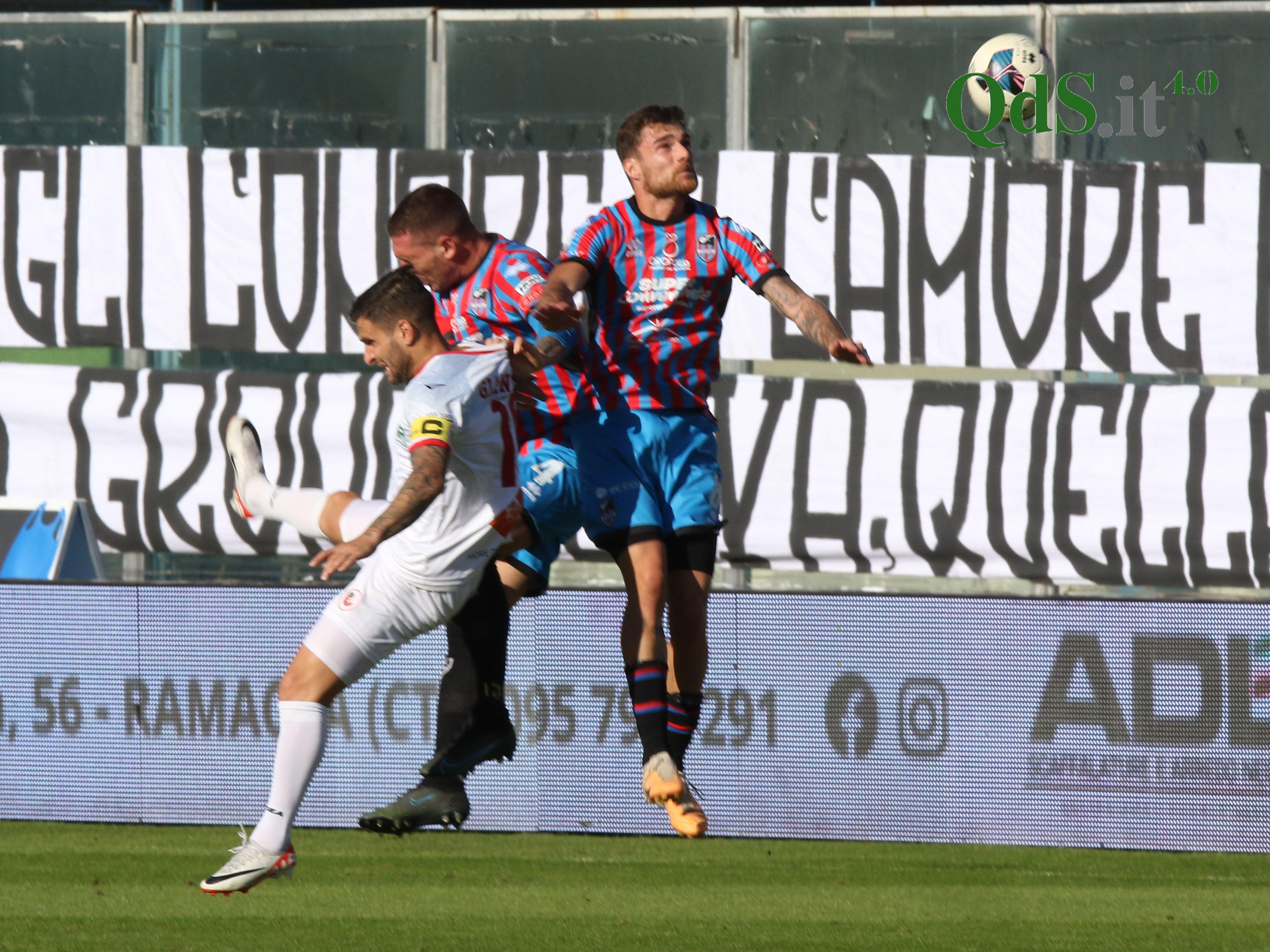 Catania, vittoria con finale al cardiopalma: FOTOGALLERY Catania, vittoria con finale al cardiopalma: FOTOGALLERY