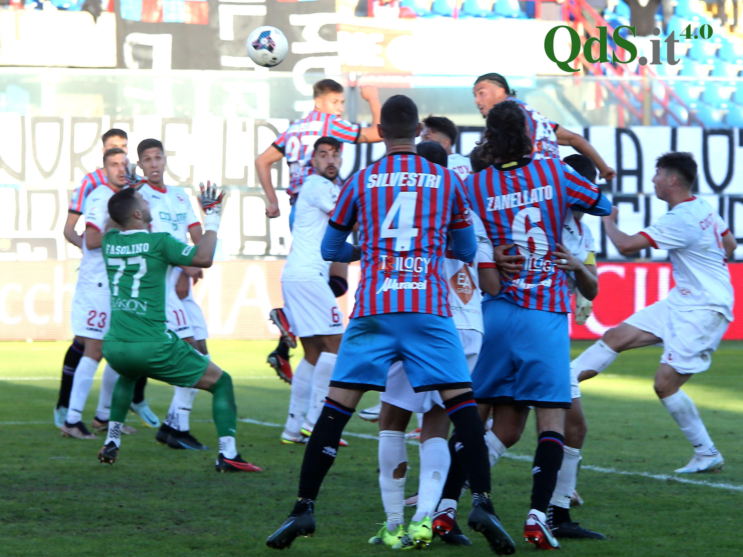Catania, vittoria con finale al cardiopalma: FOTOGALLERY Catania, vittoria con finale al cardiopalma: FOTOGALLERY