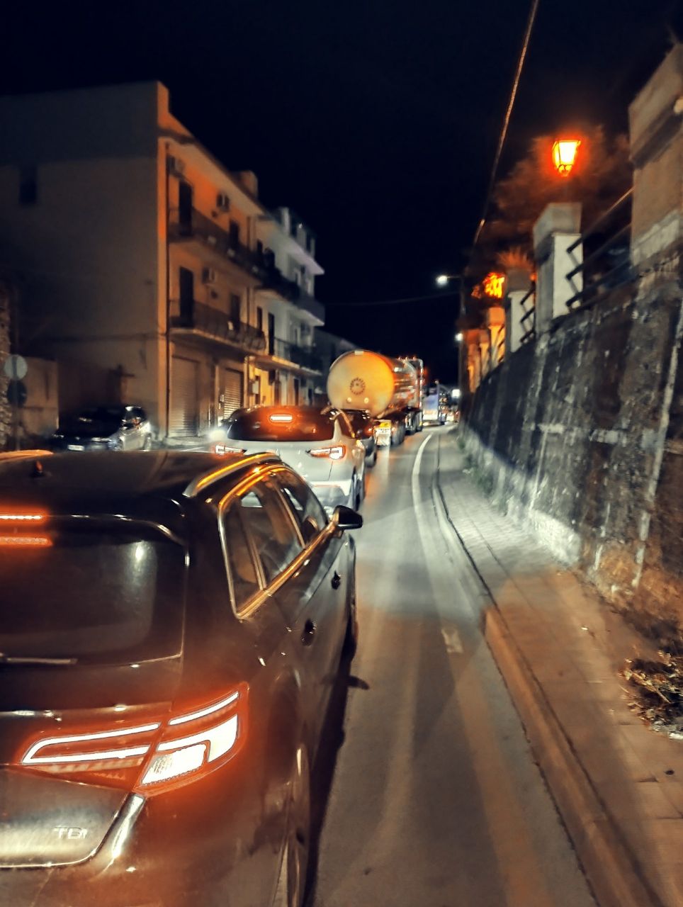 Autostrada chiusa tra Milazzo e Rometta: file chilometriche e disagi Autostrada chiusa tra Milazzo e Rometta: file chilometriche e disagi