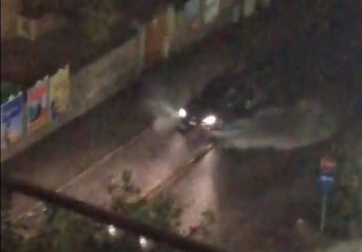 Maltempo in Sicilia, allagamenti e raffiche di vento su diverse province: crolla ponteggio edile