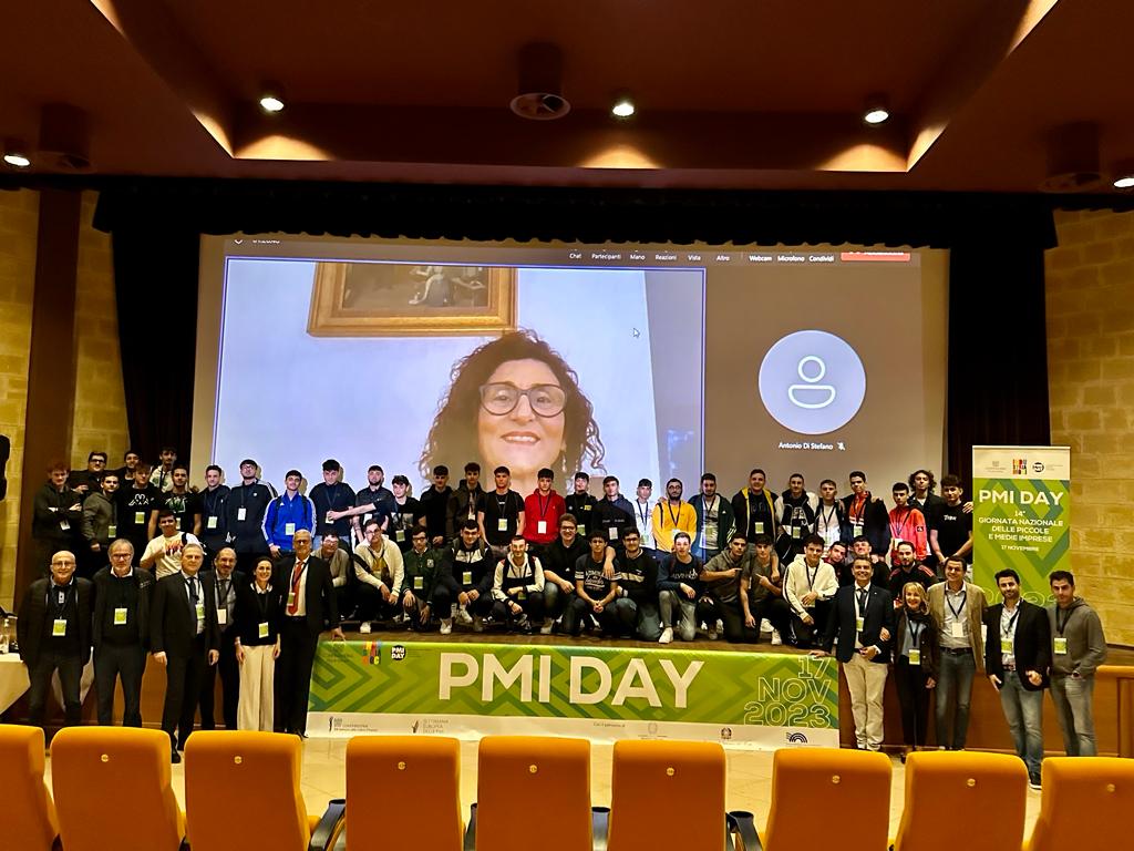 Piccola Industria Confindustria Siracusa scommette sui giovani e sulla sfida delle competenze Piccola Industria Confindustria Siracusa scommette sui giovani e sulla sfida delle competenze