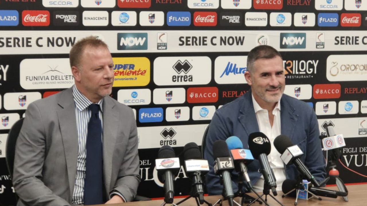 Lucarelli infiamma il Catania: “È arrivato il momento di farcela. Sapevo che prima o poi sarei tornato”