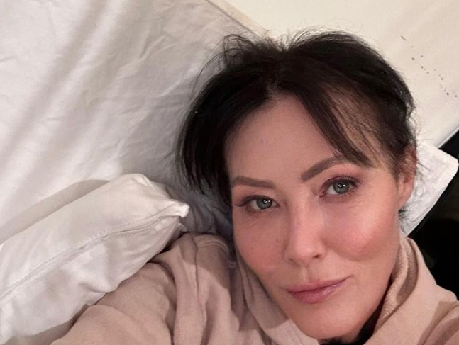 Shannen Doherty rivela: “Tumore arrivato anche alle ossa. Non voglio morire”