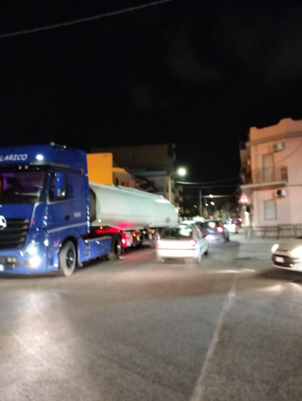 Autostrada chiusa tra Milazzo e Rometta: file chilometriche e disagi Autostrada chiusa tra Milazzo e Rometta: file chilometriche e disagi