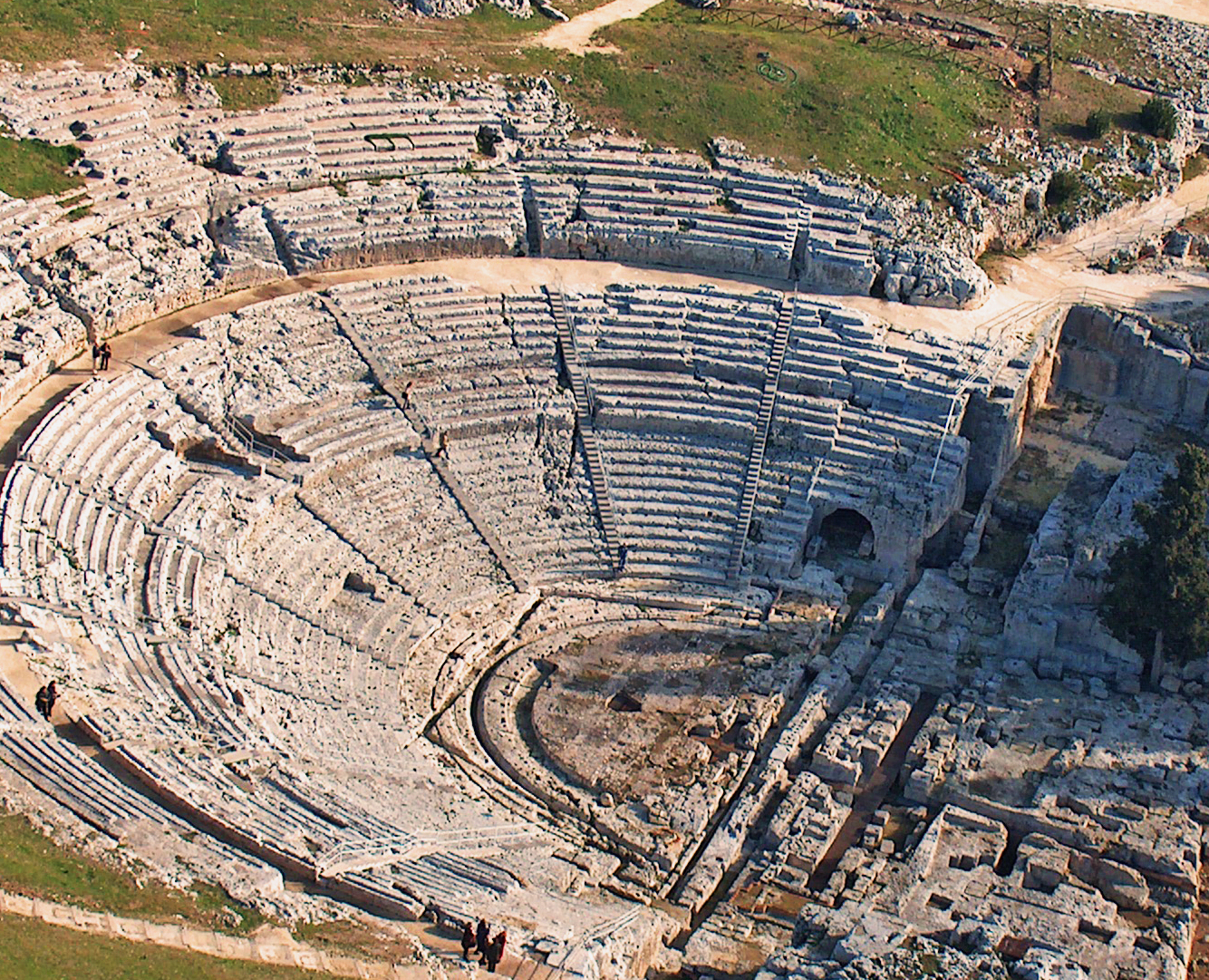 UniCredit si conferma banking partner della Fondazione INDA per la stagione 2024