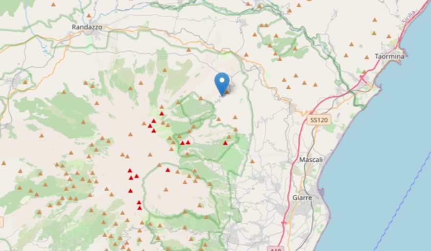 Trema la terra in mattinata, scossa alle pendici dell’Etna: i dati dell’Ingv