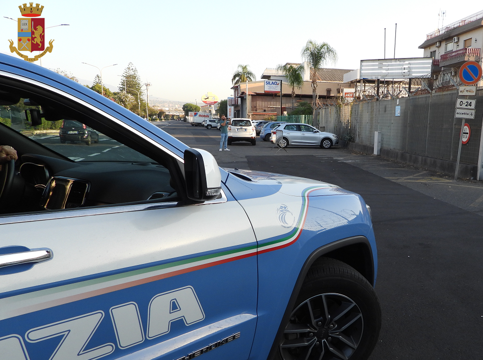 Non si rassegna alla fine del matrimonio e perseguita l’ex moglie: arrestato a Catania