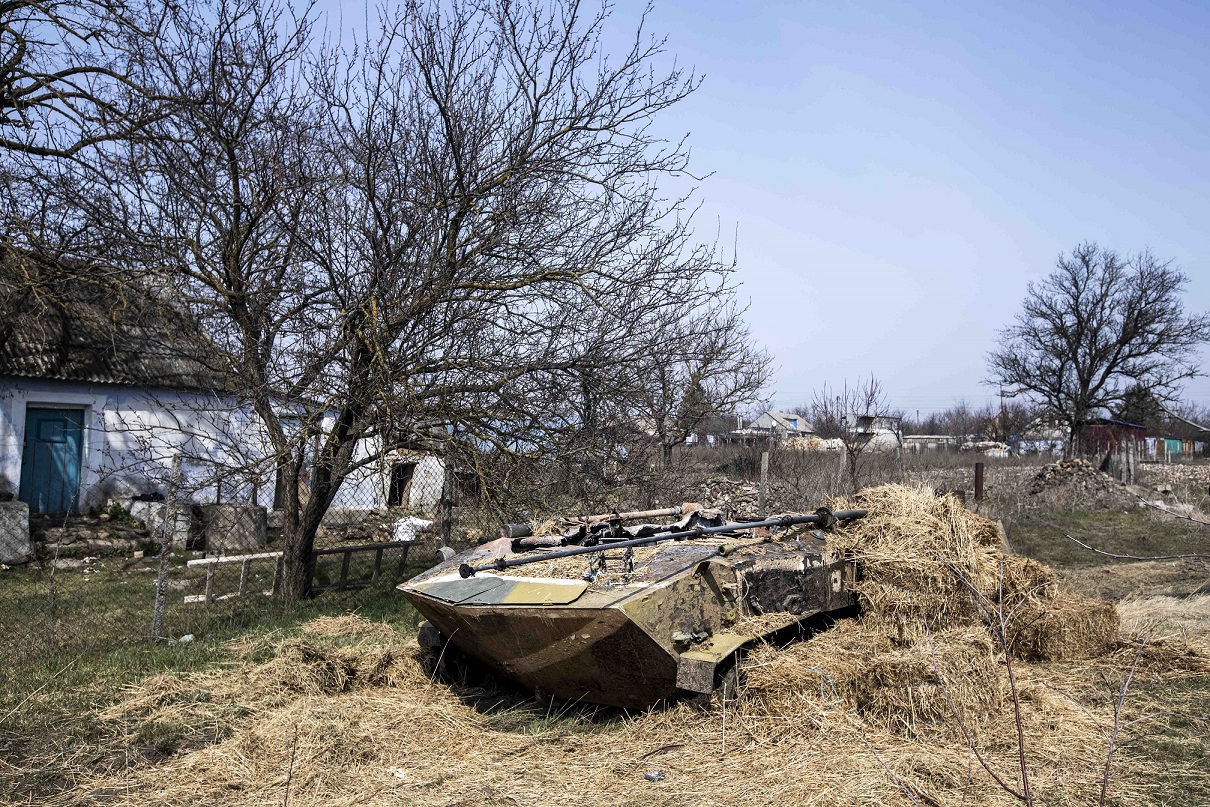 Oltre 400 miliardi di aiuti concessi all’Ucraina ma alla fine a vincere sono soltanto gli armaioli