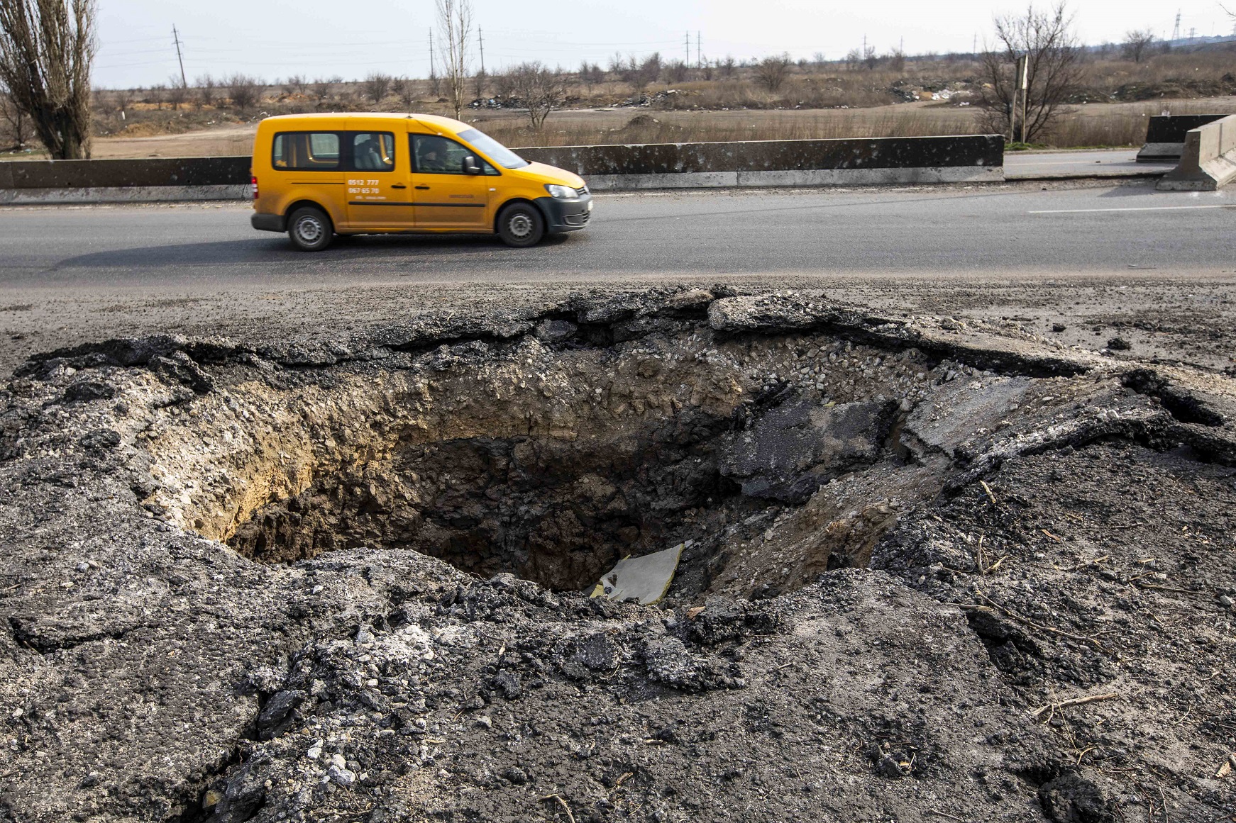 Oltre 400 miliardi di aiuti concessi all’Ucraina ma alla fine a vincere sono soltanto gli armaioli