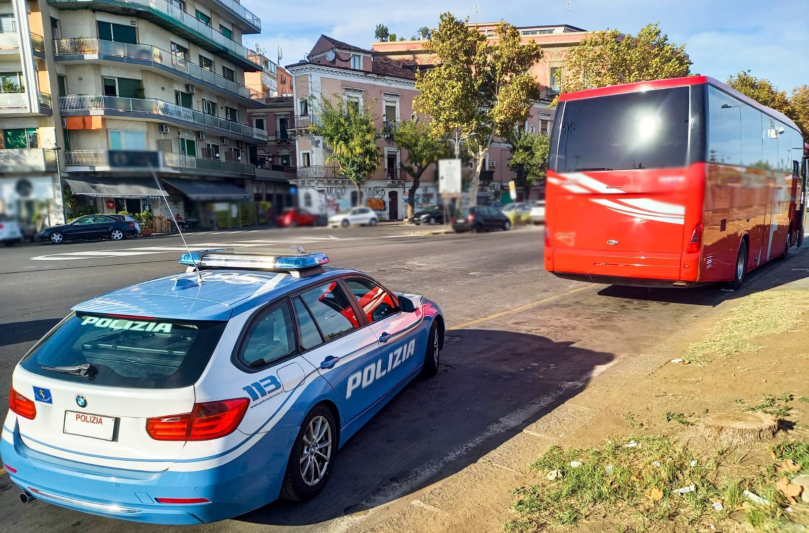 Catania: ritiro della patente per 13 automobilisti in corsia d’emergenza