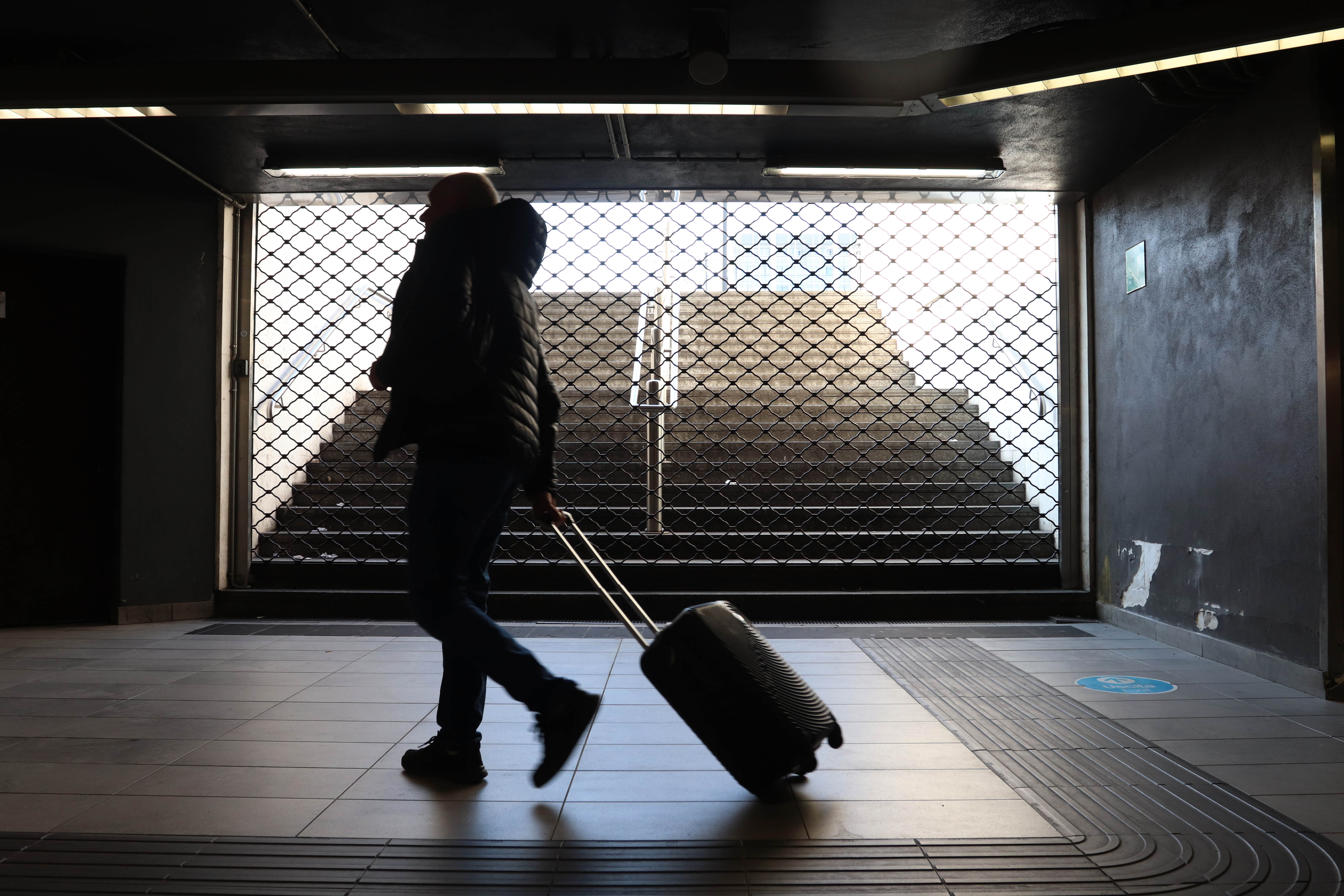 Sciopero generale, da trasporti a scuola e sanità: ecco chi si ferma
