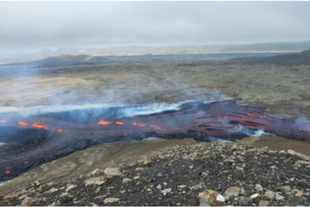 Allarme in Islanda per vulcano Fagradalsfjall: rischio eruzione, migliaia di evacuati