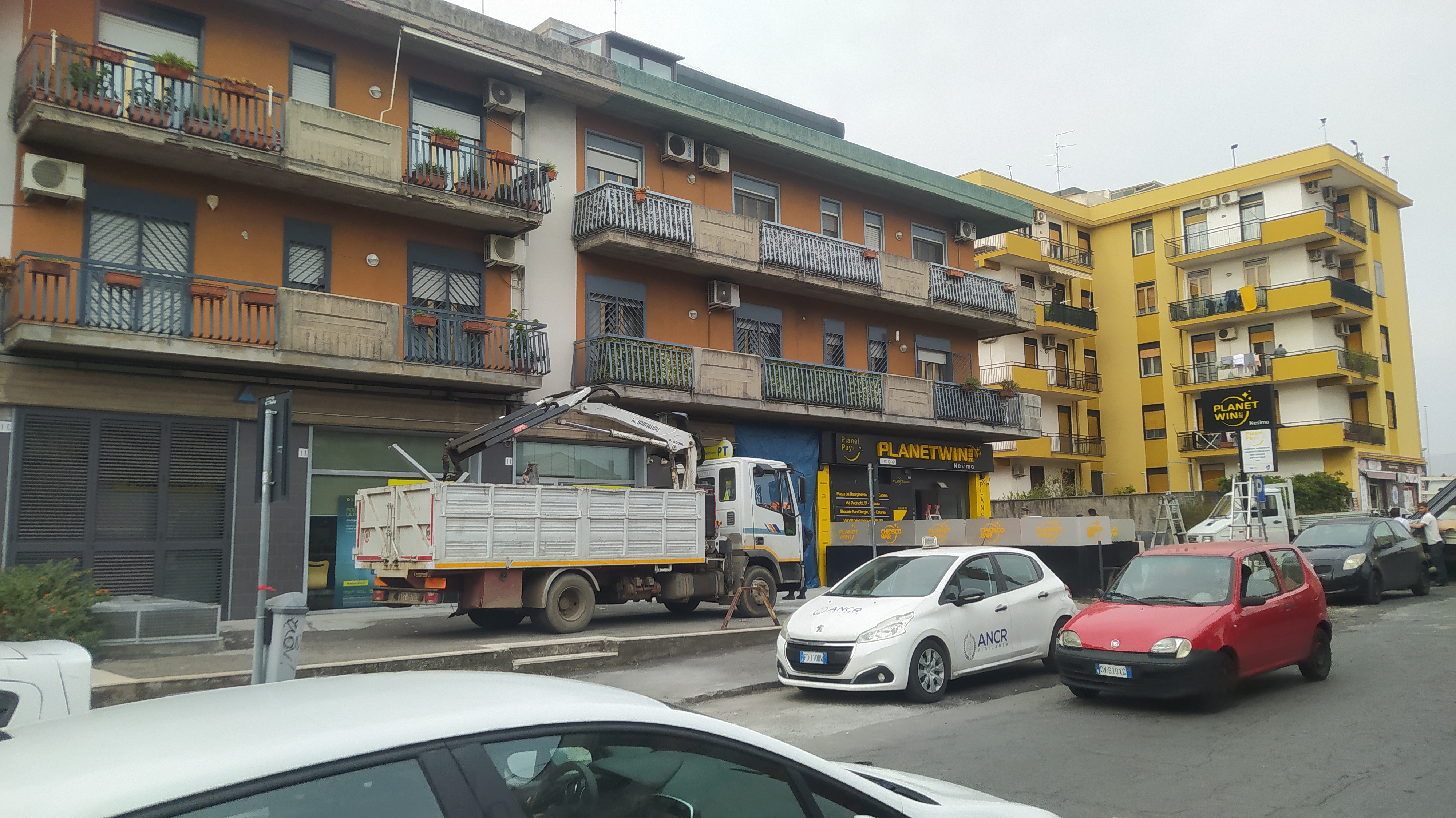 Catania, rapina nell’ufficio postale di via Pacinotti: indagano i carabinieri