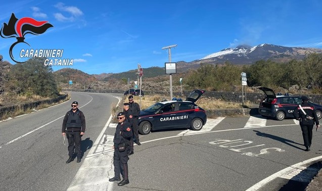 Nicolosi, controlli al Rifugio Sapienza e alle pendici dell’Etna
