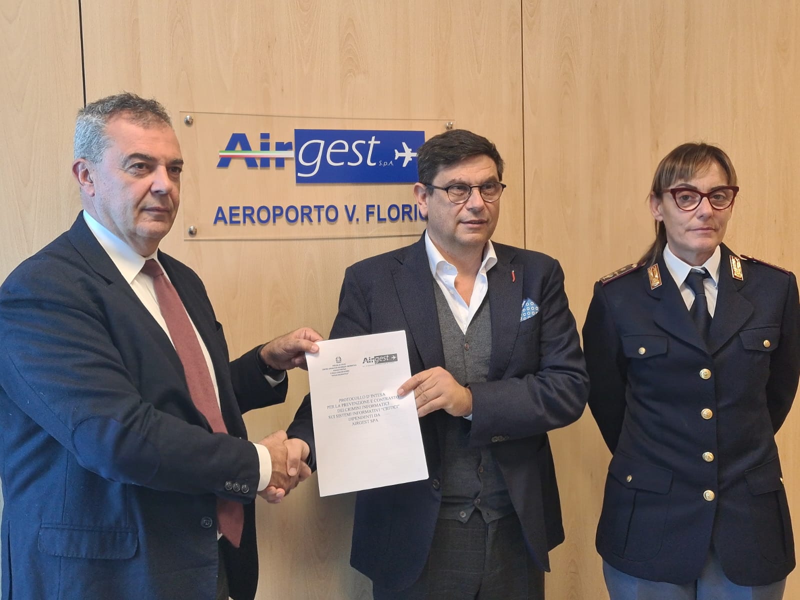 Siglato protocollo d’intesa Polizia postale-Airgest