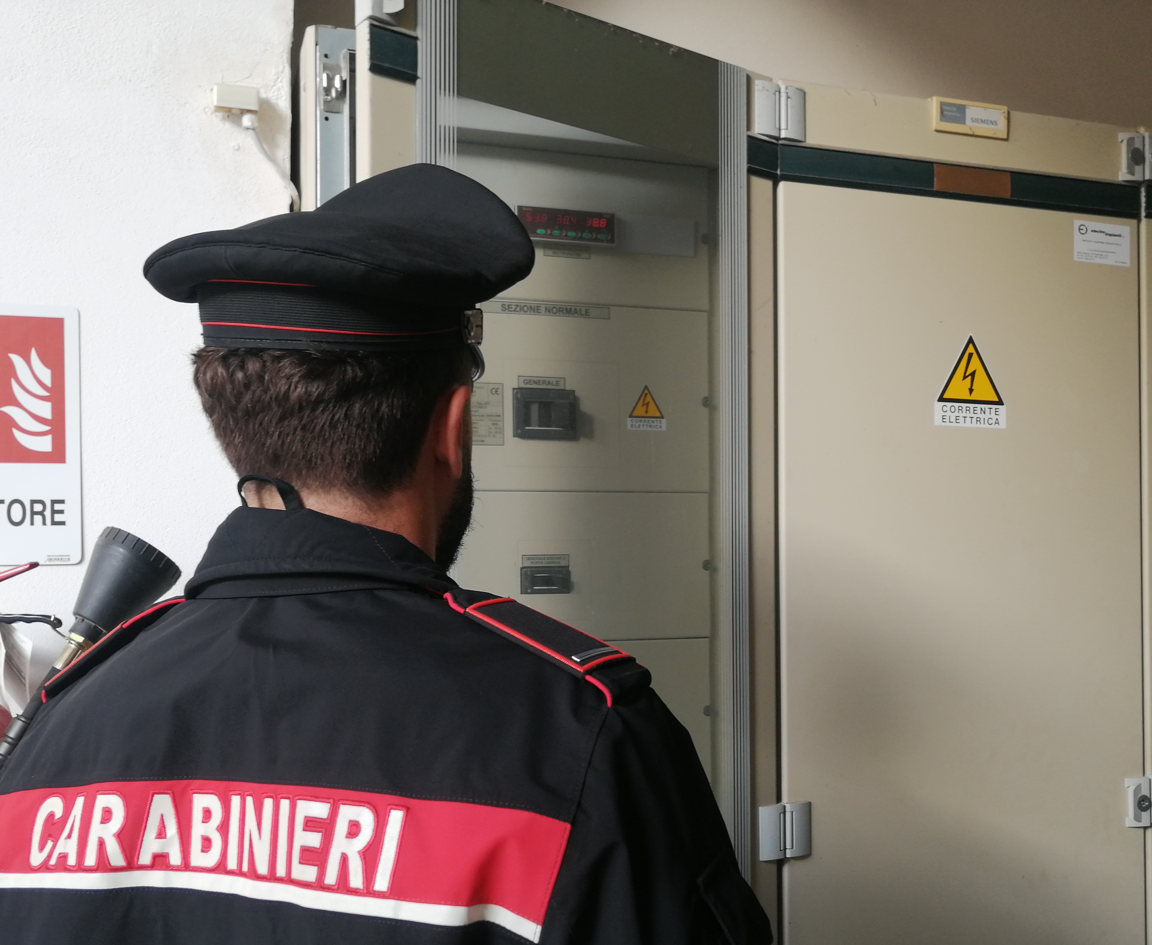 Palermo, furto di energia elettrica a Bonagia: 18 denunce