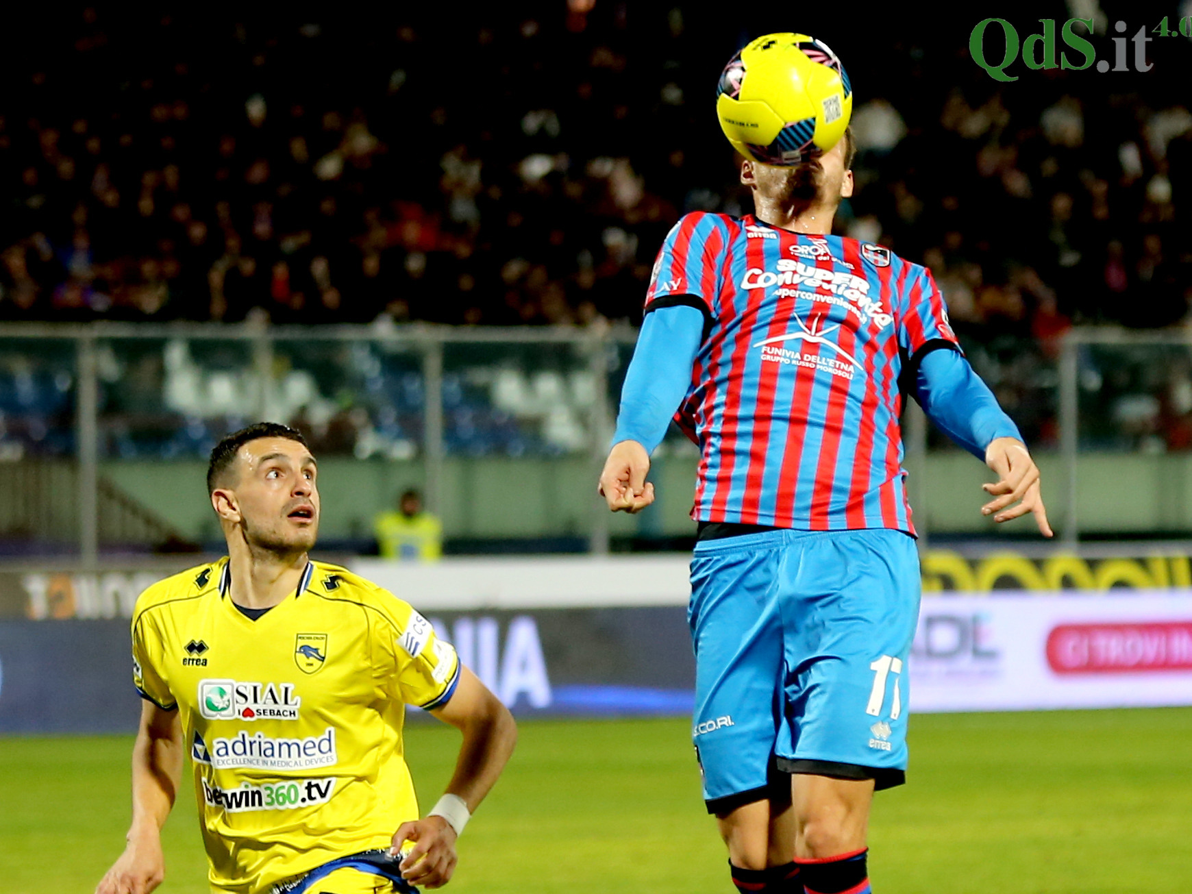 Galleria foto 'FOTO | Catania-Pescara 2-0, etnei avanti in Coppa Italia: le immagini più belle del “Massimino”' - foto 18