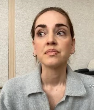 Chiara Ferragni indagata per truffa aggravata per il caso del pandoro Balocco