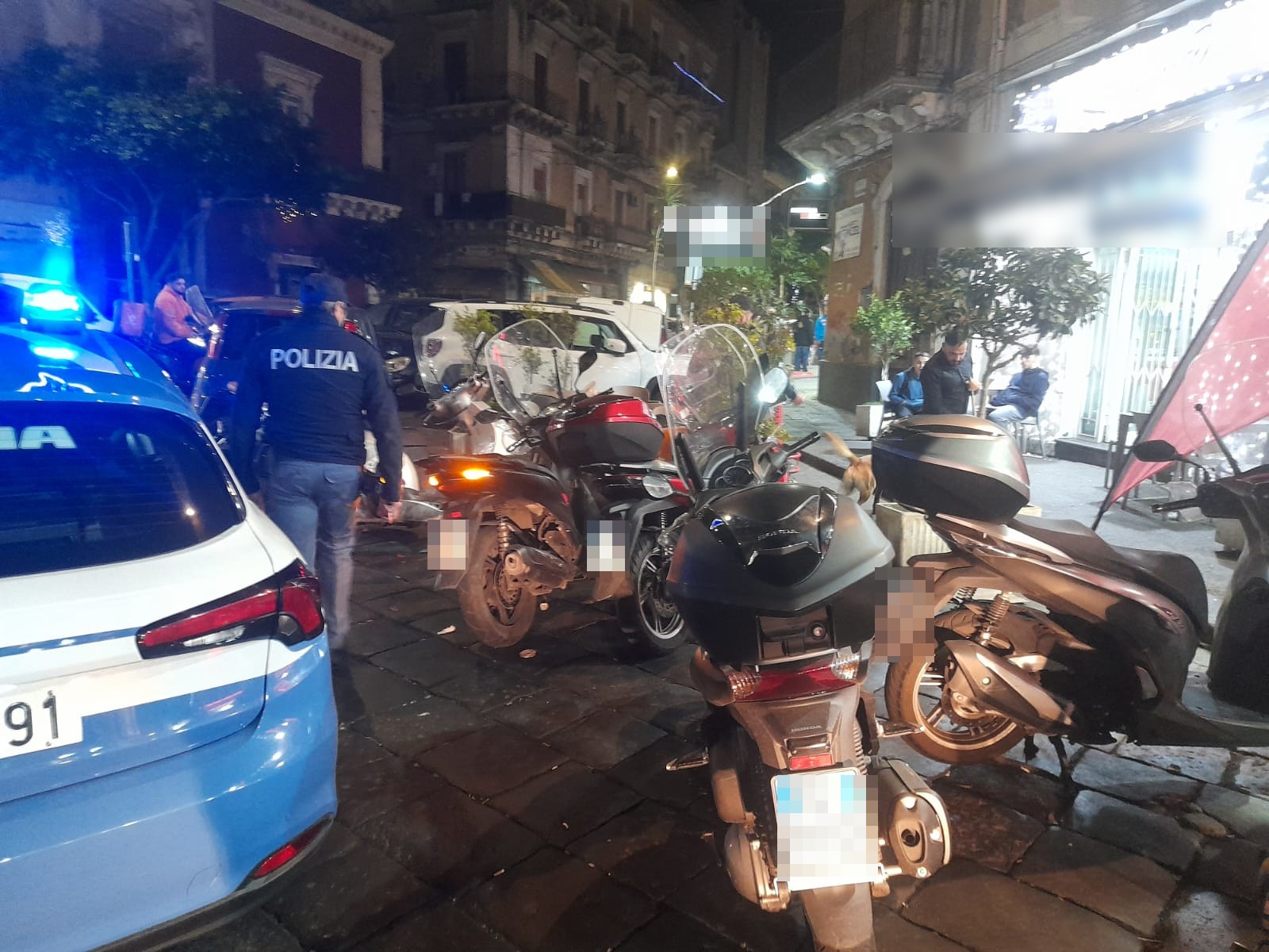 Catania, intervento della polizia dopo segnalazione sull’app YouPol
