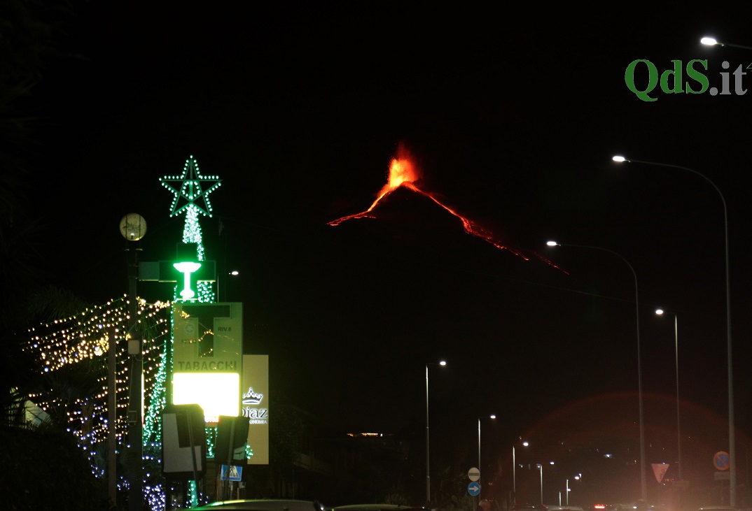 Eruzione dell'Etna dell'1 dicembre - QdS, foto di Davide Anastasi