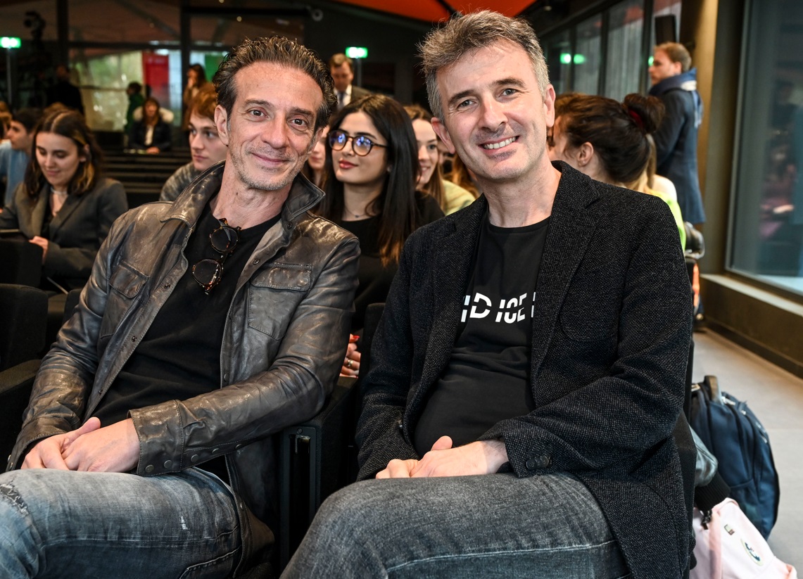 “Il film di Ficarra e Picone è blasfemo”, parroco di Agrigento contro il duo comico