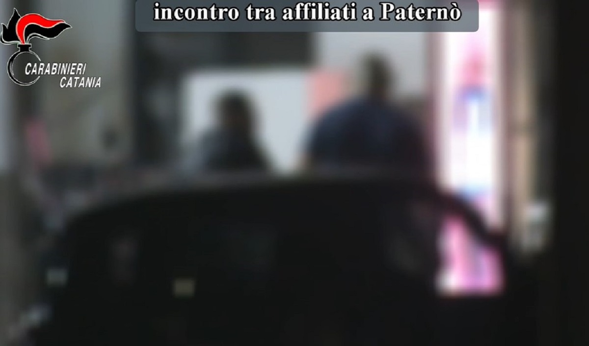 “Gli leviamo la pelle”, quel debito di droga mai saldato: dietro l’incontro tra Finocchiaro e il clan Assinnata