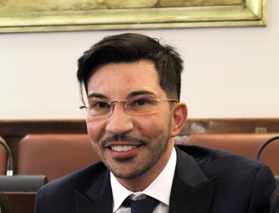 Voto di scambio, condannato il vicepresidente del consiglio comunale di Catania Riccardo Pellegrino