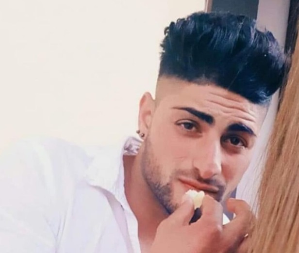 Il malore e il decesso, Lampedusa piange il 29enne Salvatore De Battista: oggi i funerali