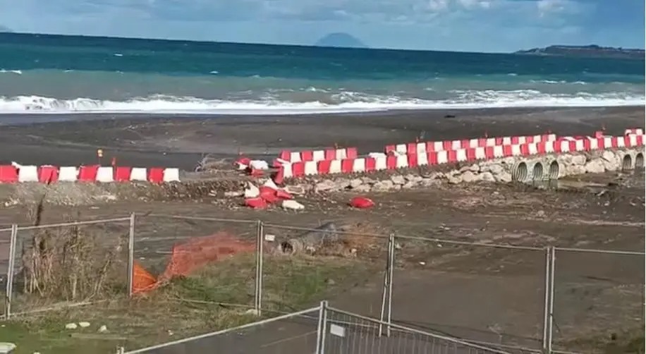 Bretella tra Milazzo e Barcellona spazzata via, è scontro istituzionale