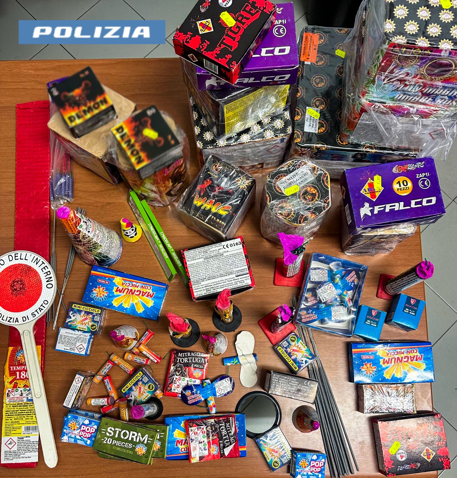 Sequestrati a Catania 3 kg di fuochi d’artificio illegali