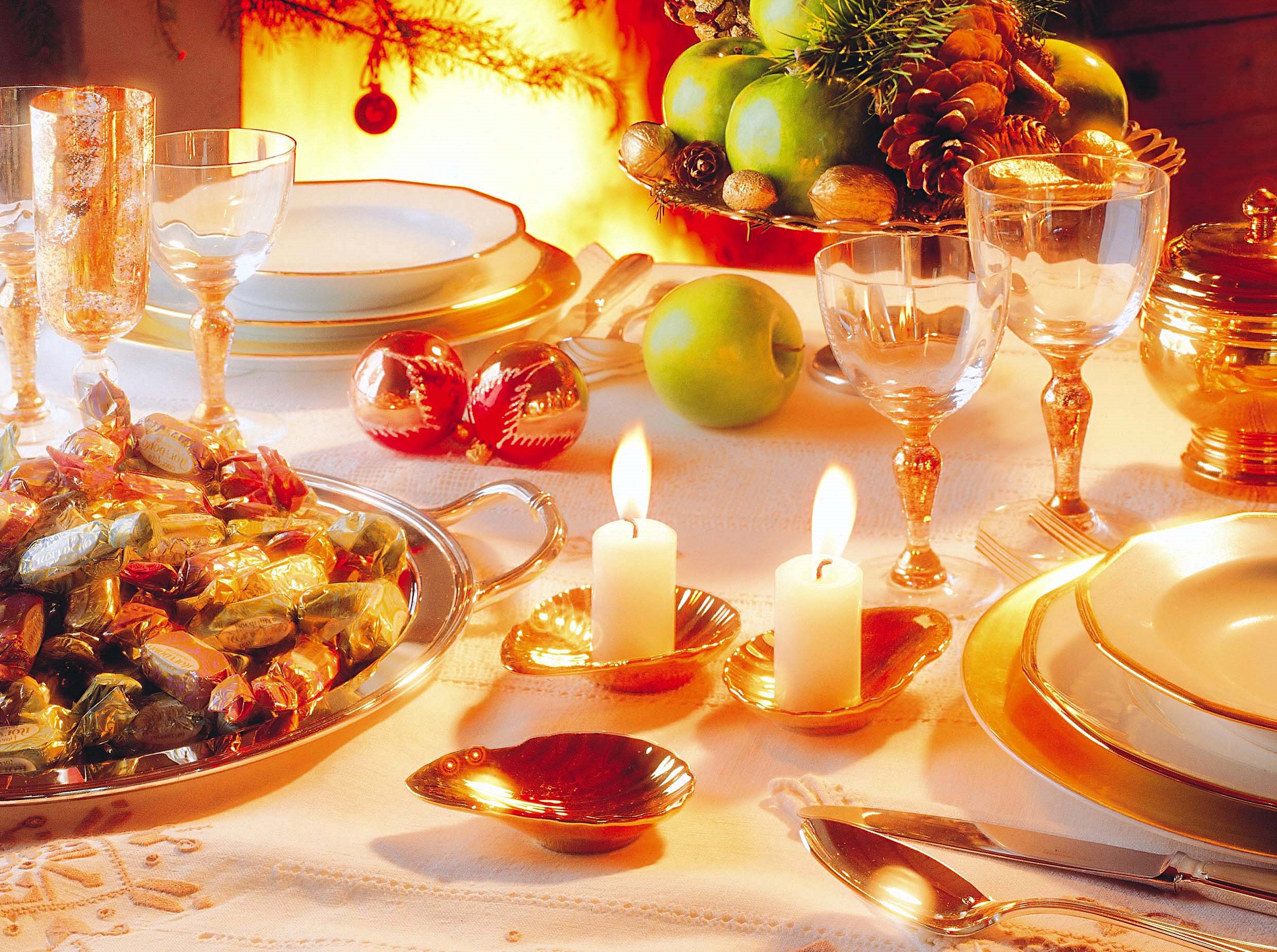 Spese natalizie, Confesercenti: “Per vigilia e pranzo in media 85 euro a persona”