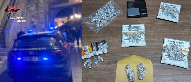 Taormina, in ciclomotore per piazzare dosi di marijuana: arrestata 42enne